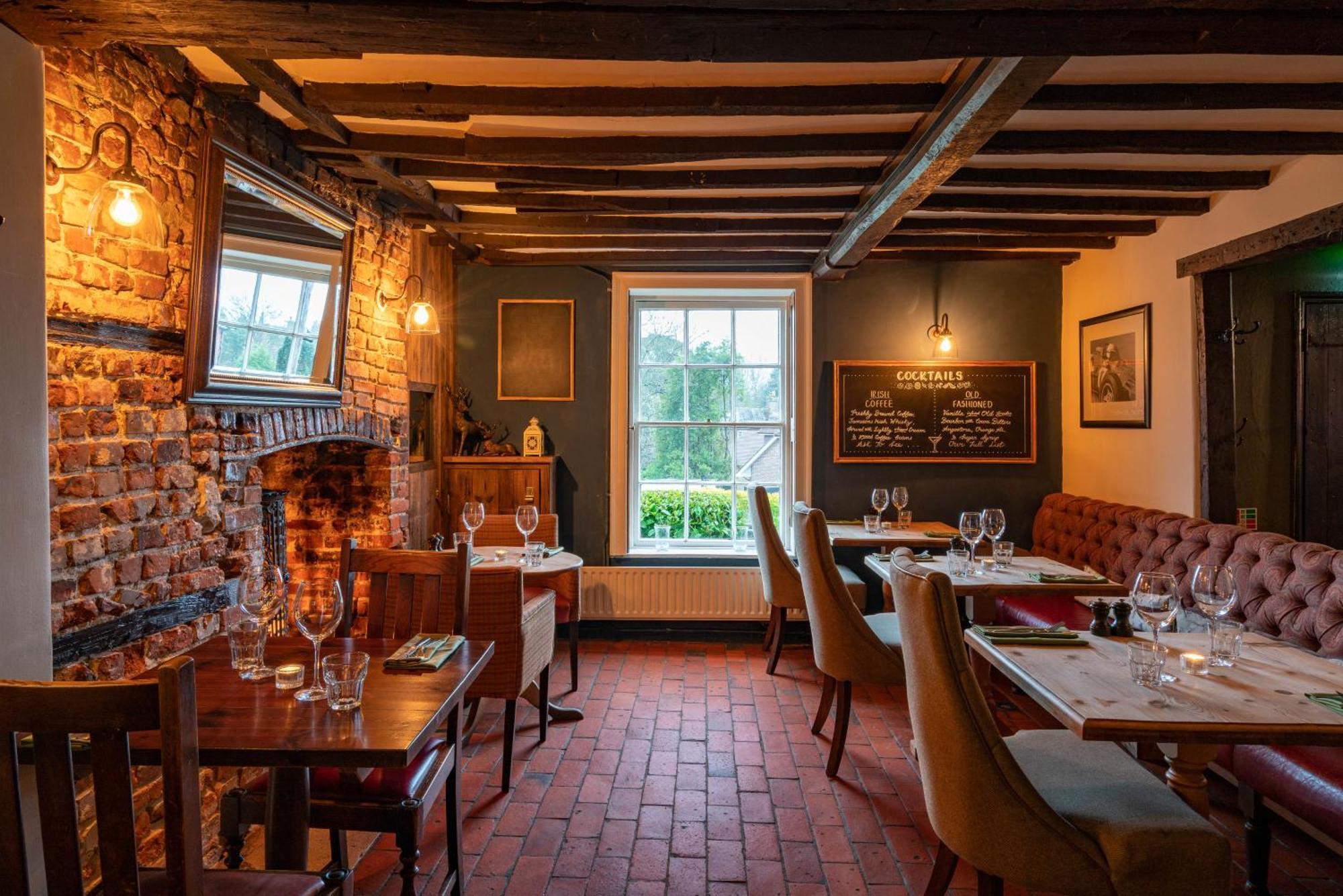 The Royal Oak Inn Chichester Exterior photo