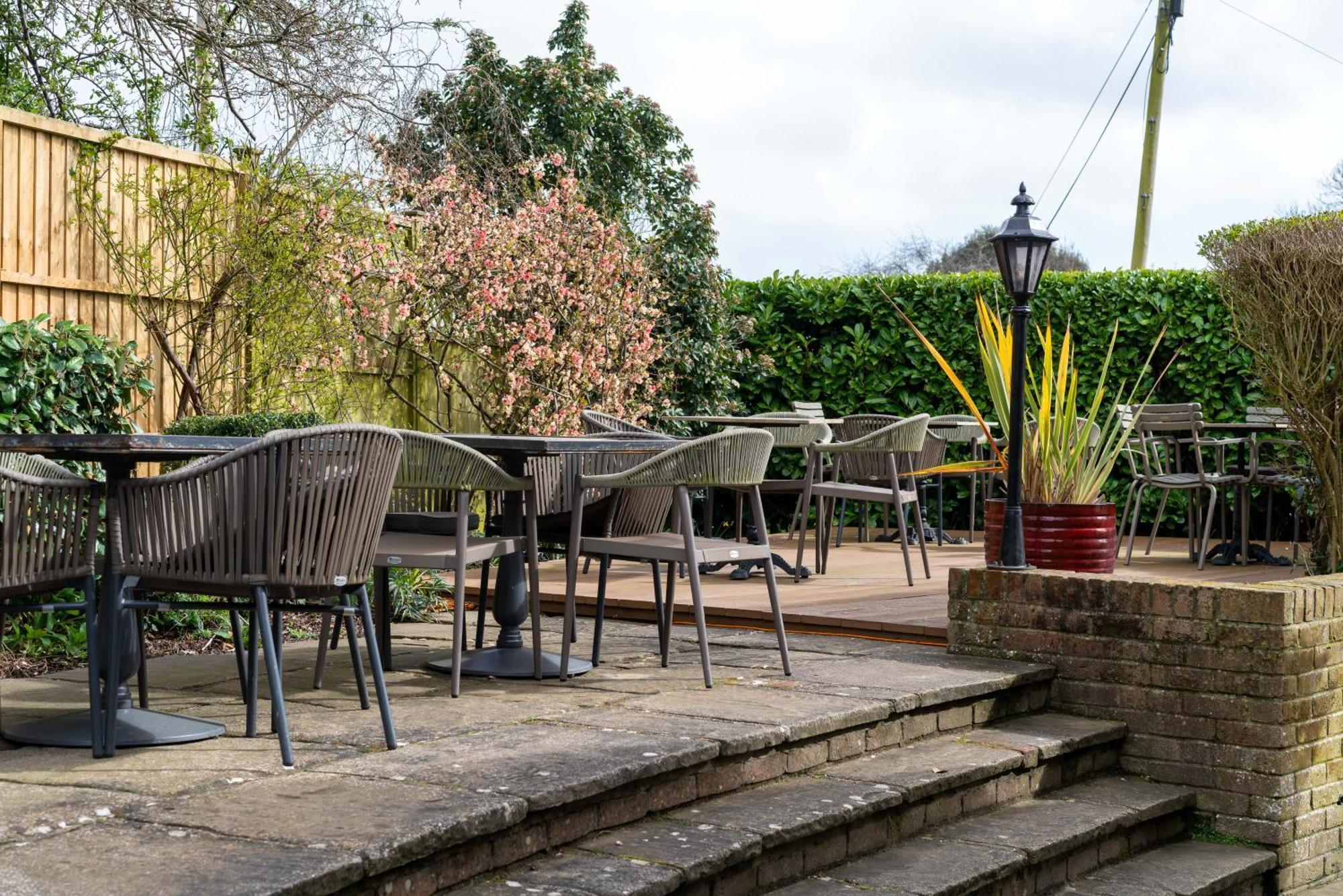 The Royal Oak Inn Chichester Exterior photo