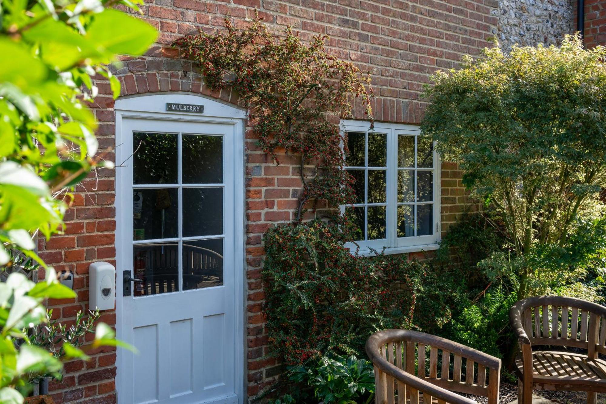The Royal Oak Inn Chichester Exterior photo